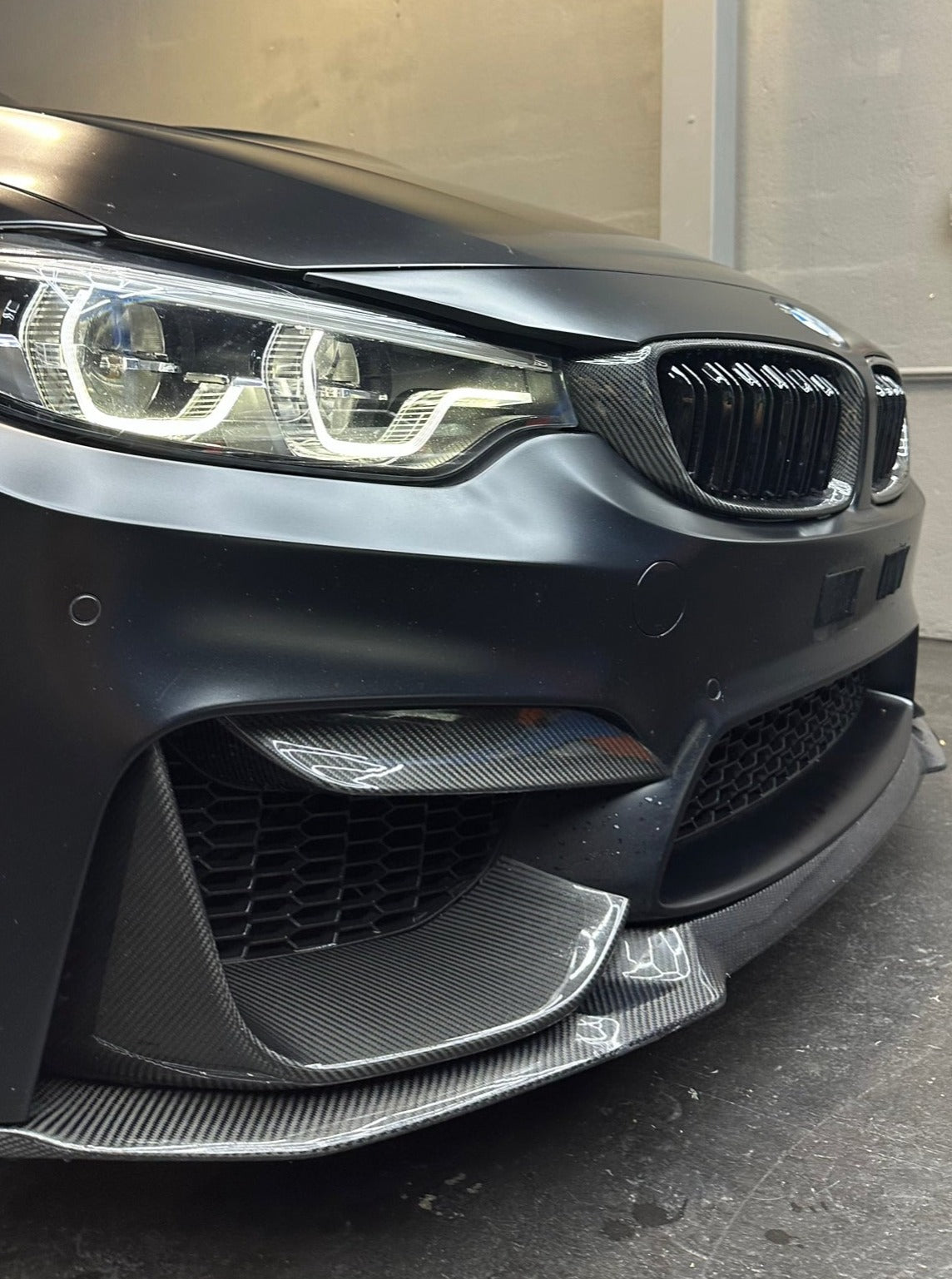 BMW M3/M4 F8X P-Style Carbon Flaps