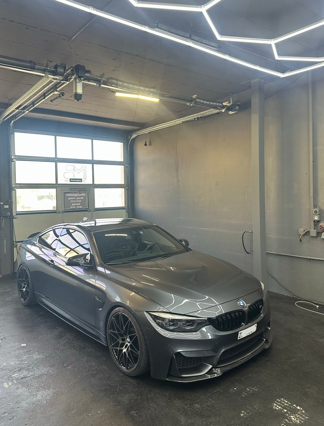 BMW M3/M4 F8x C-Style Carbon Frontlippe