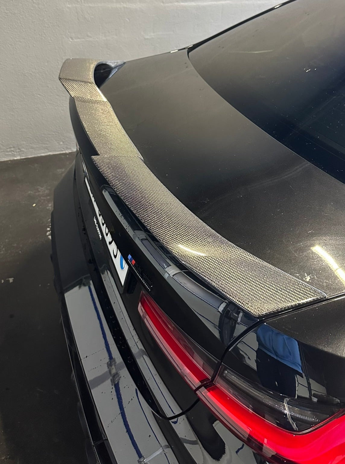 BMW M3/M4 G8x V-Style Carbon Spoiler